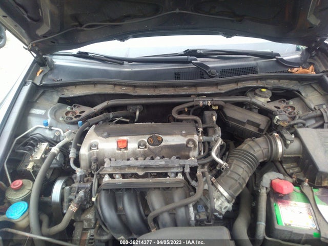 2011 HONDA ACCORD SDN EX-L VIN: 1HGCP2F85BA000141