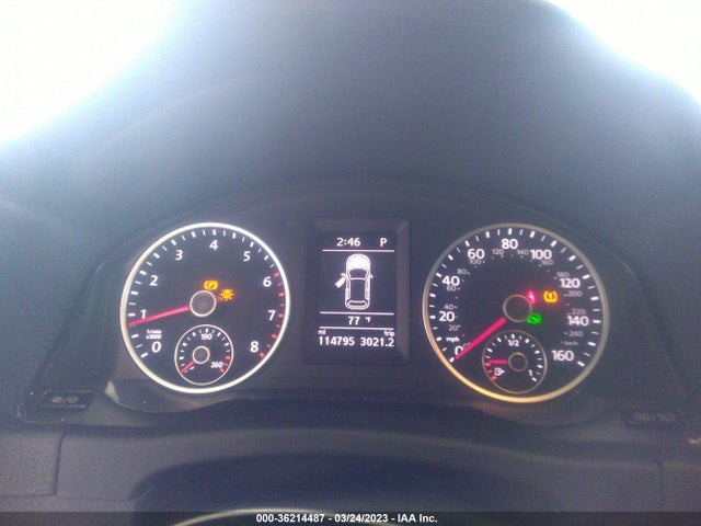 WVGAV7AXXFW606367 Volkswagen TIGUAN SE