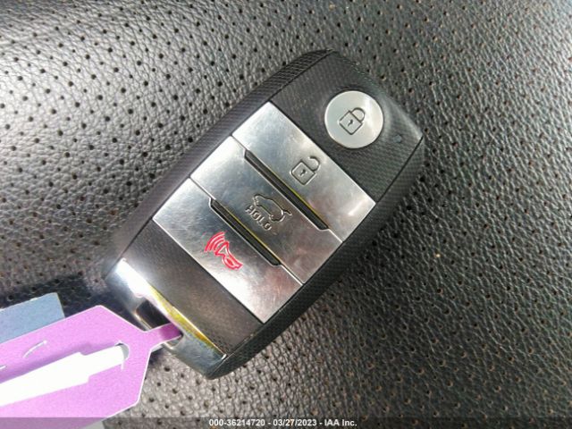KNDPNCAC6L7758110 KIA Sportage Ex