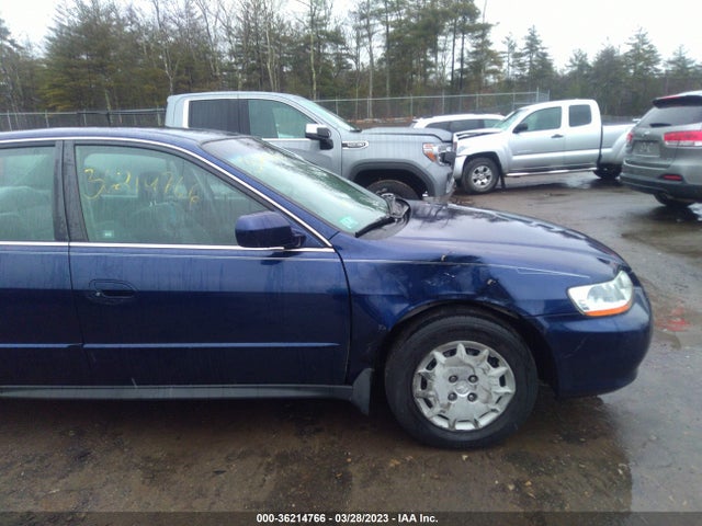 2001 HONDA ACCORD SDN LX VIN: JHMCG66531C015038