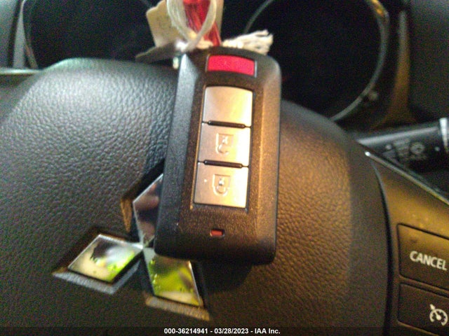 JA4AR3AW4HZ063134 Mitsubishi Outlander Sport Se 2.4