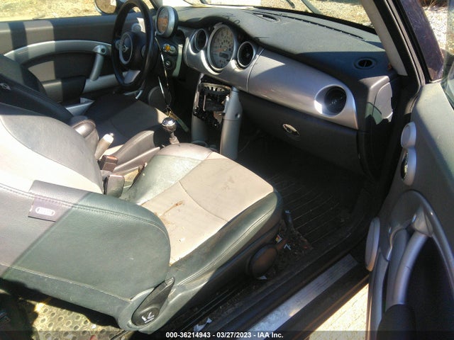 2006 MINI COOPER WMWRC33576TK72816 Photo 4