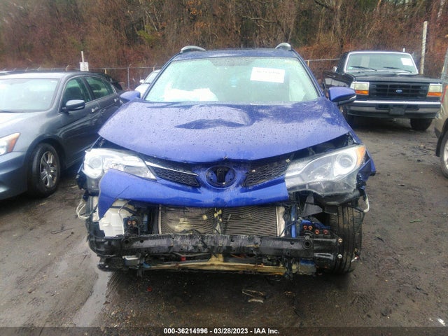 2015 TOYOTA RAV4 XLE VIN: 2T3RFREV6FW399841