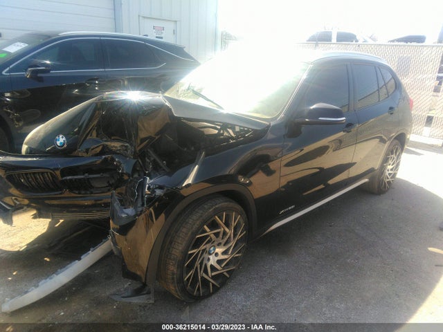 BMW X1 Xdrive28i 2014 WBAVL1C59EVY13788 Image 2