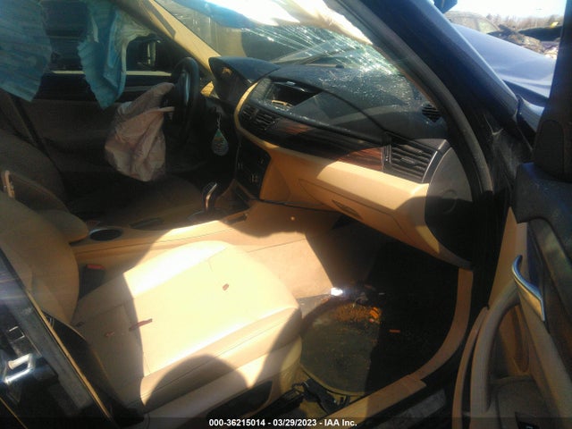 BMW X1 Xdrive28i 2014 WBAVL1C59EVY13788 Image 5