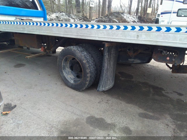 36215045 :رقم المزاد ، 1FDUF5GT9BEA02344 vin ، 2011 Ford Super Duty F-550 Drw Xl/xlt مزاد بيع