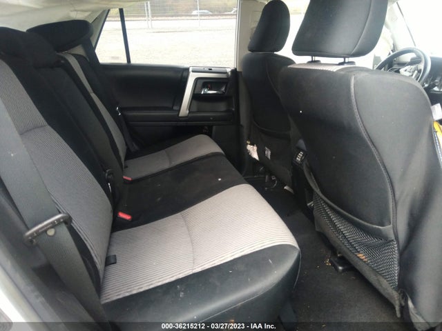 Toyota 4RUNNER SR5 2020 JTEBU5JR6L5785425 Image 8