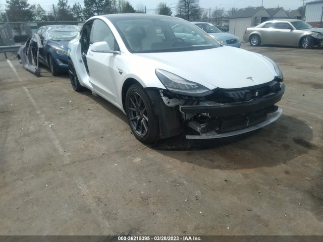 Tesla Model 3 Long Range 2018 5YJ3E1EB8JF122266 Image 8
