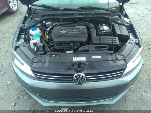 3VWD07AJ2EM275890 Volkswagen Jetta Sedan Se W/connectivity/sunroof