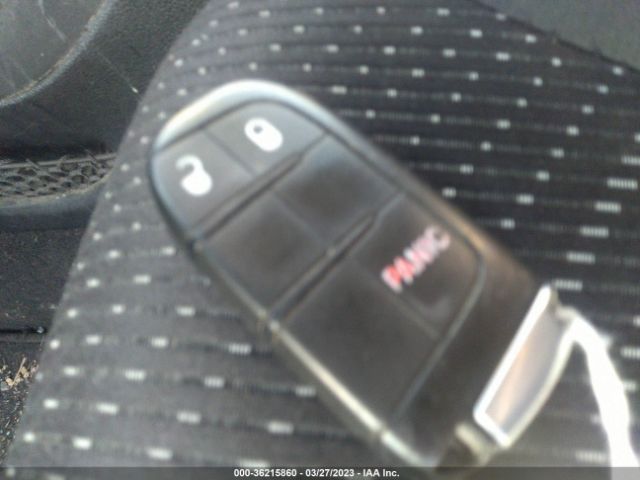 3C4PDDAG8JT450523 Dodge JOURNEY SE