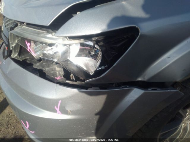 3C4PDDAG8JT450523 Dodge JOURNEY SE