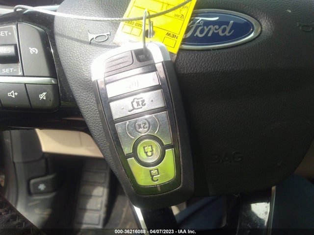 1FMCU0CZ9MUA40194 Ford Escape Sel Hybrid