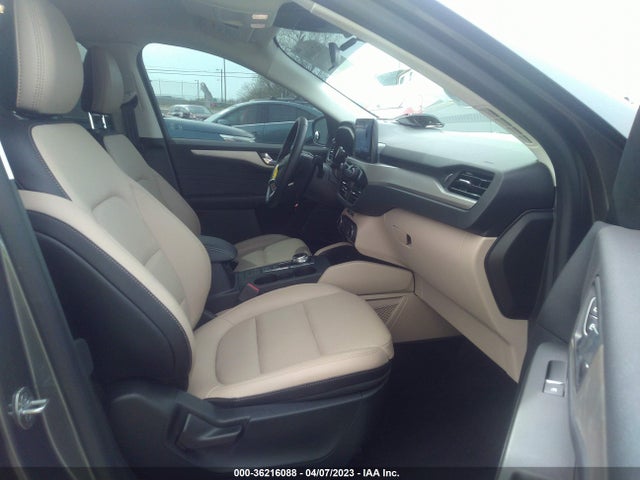 1FMCU0CZ9MUA40194 Ford Escape Sel Hybrid