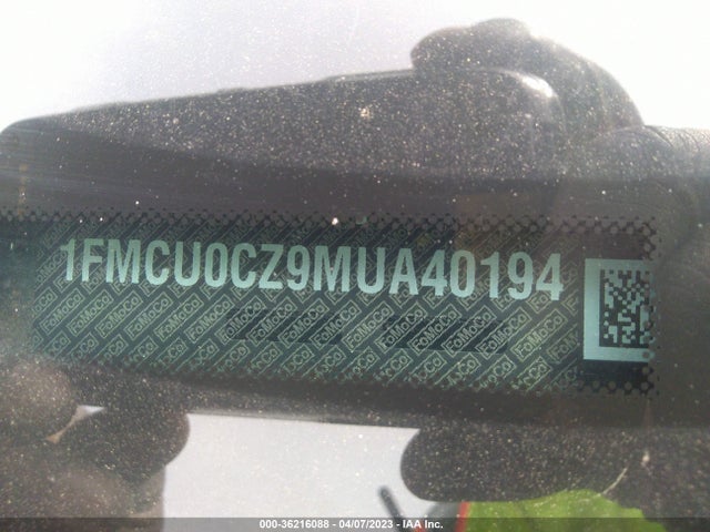1FMCU0CZ9MUA40194 Ford Escape Sel Hybrid