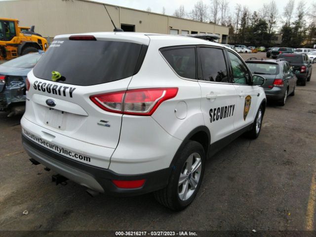 1FMCU9G98FUC65059 Ford ESCAPE SE
