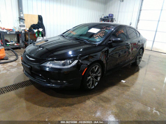 Chrysler 200 S 2015 1C3CCCBBXFN542582 Image 2