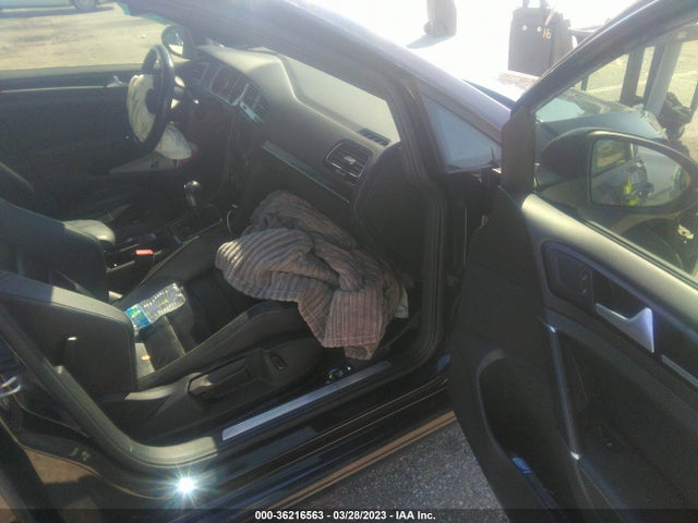 2016 Volkswagen Golf R, VIN: WVWUF7AUXGW208646