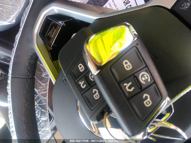 2022 Volkswagen Atlas, VIN: 1V2FR2CA0NC565692