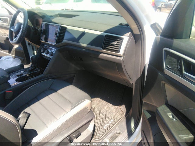 2022 Volkswagen Atlas, VIN: 1V2FR2CA0NC565692