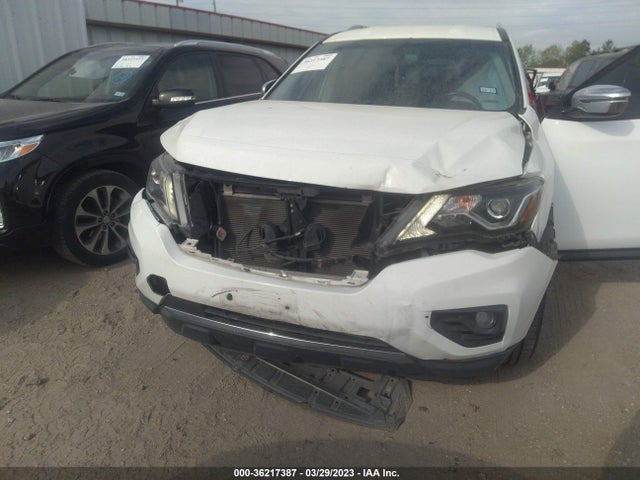 2018 NISSAN PATHFINDER SV VIN: 5N1DR2MN7JC631705