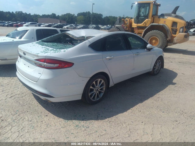 Ford FUSION SE 2017 3FA6P0H74HR355620 Image 4