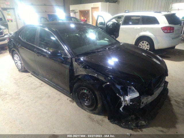 2018 Toyota Camry, VIN: 4T1B31HK7JU503705