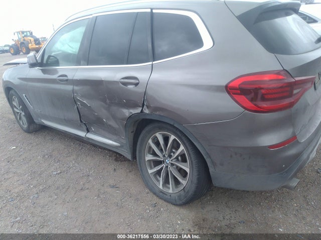 2018 BMW X3, VIN: 5UXTR9C55JLC68560