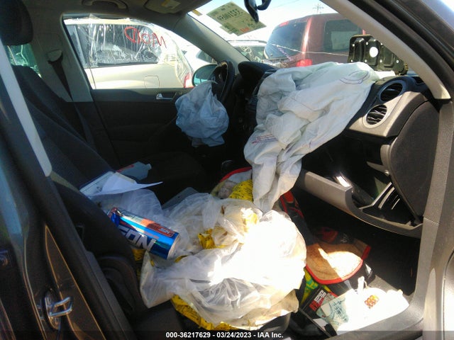 Volkswagen TIGUAN S 2014 WVGAV3AX0EW503725 Image 6