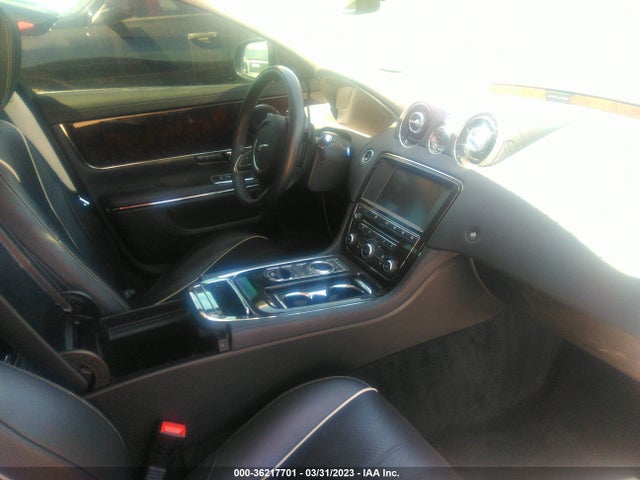 2017 Jaguar XJ, VIN: SAJWA1C7XH8W11187