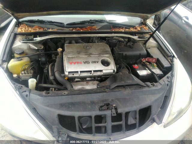 2002 LEXUS ES 300 VIN: JTHBF30G620063644