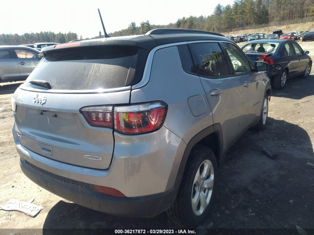 3C4NJDBB8JT283342 Jeep Compass Latitude