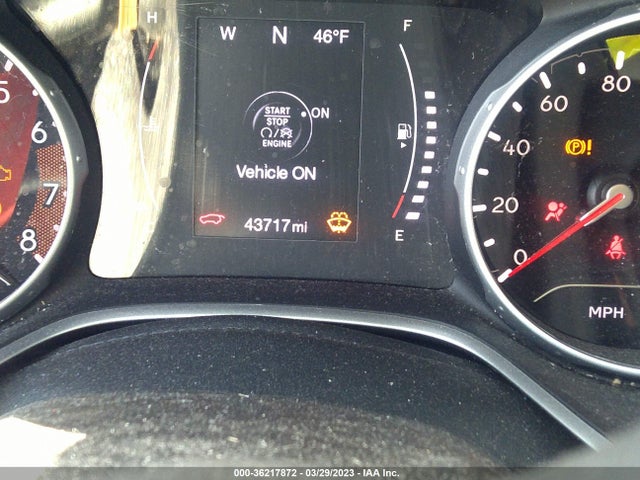 3C4NJDBB8JT283342 Jeep Compass Latitude
