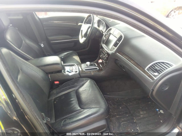 2C3CCAEG2GH161377 Chrysler 300 300c