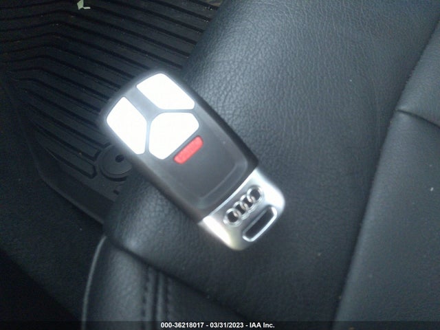 WAUENAF4XHN032912 Audi A4 Premium Plus