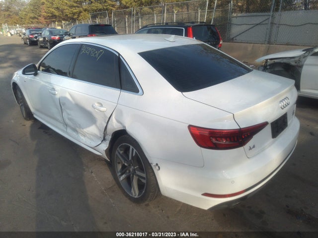 WAUENAF4XHN032912 Audi A4 Premium Plus