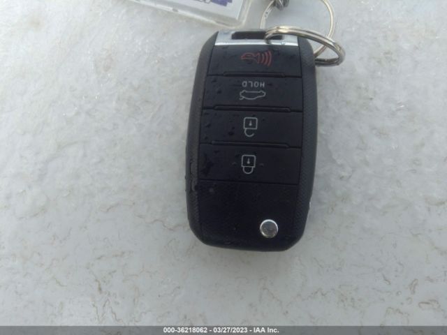 5XXGM4A77EG325353 KIA Optima Lx