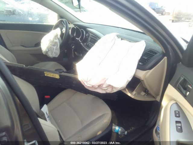 5XXGM4A77EG325353 KIA Optima Lx