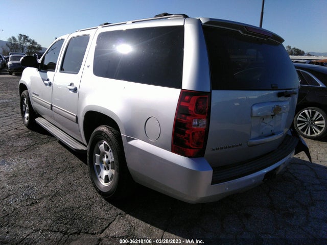 Chevrolet Suburban Lt 2014 1GNSCJE02ER199674 Image 4
