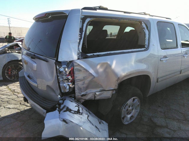 Chevrolet Suburban Lt 2014 1GNSCJE02ER199674 Image 7