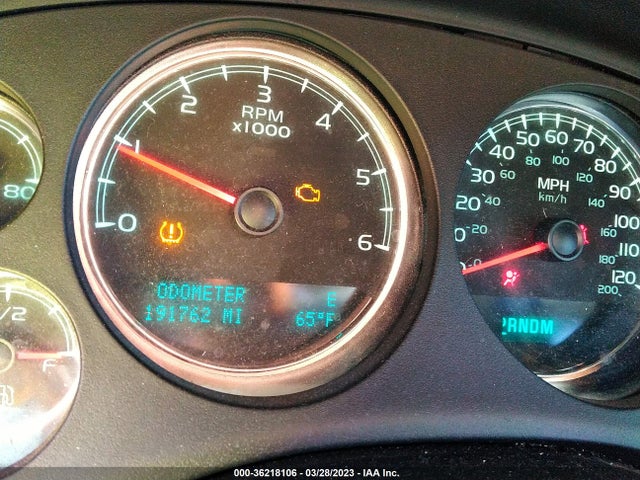 Chevrolet Suburban Lt 2014 1GNSCJE02ER199674 Image 8