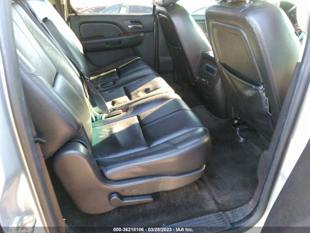 Chevrolet Suburban Lt 2014 1GNSCJE02ER199674 Image 9