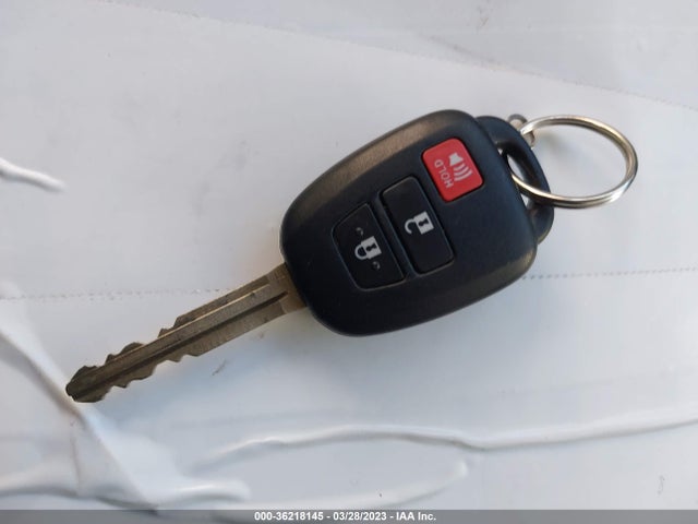 2018 TOYOTA RAV4 LE VIN: 2T3ZFREVXJW406847