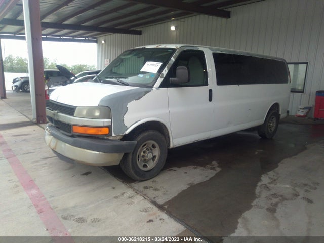 Chevrolet Express Passenger Lt 2010 1GA2G1DG5A1133245 Image 2