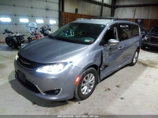 Chrysler Pacifica Touring L 2019 2C4RC1BG4KR721171 Image 2