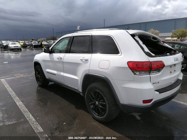 1C4RJFAG0JC296978 Jeep Grand Cherokee Laredo E
