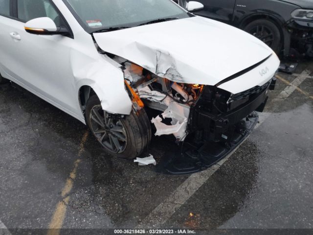 3KPF24AD5PE549157 KIA Forte Lxs