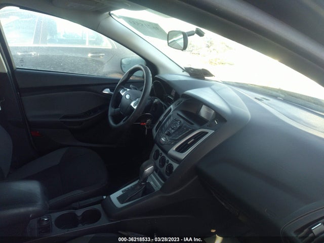 Ford FOCUS SE 2014 1FADP3F26EL452795 Image 6
