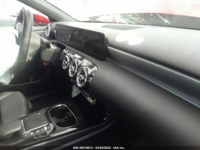 W1K3G4FBXMJ270111 Mercedes-Benz A-class A 220