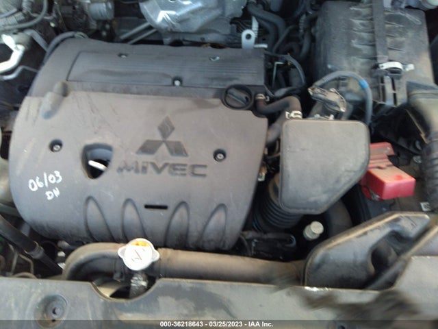 JA4AR3AW3JU002683 Mitsubishi Outlander Sport Se 2.4