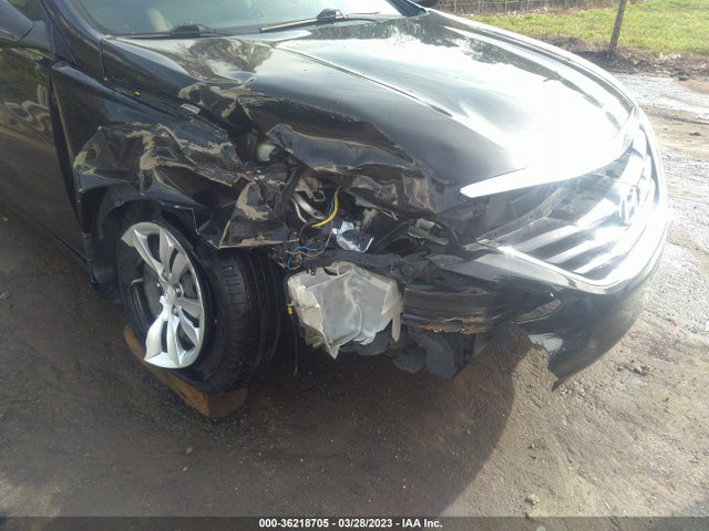 2011 HYUNDAI SONATA GLS VIN: 5NPEB4AC4BH093739